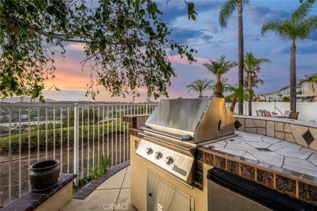 35 Hollyleaf, Aliso Viejo, CA 92656