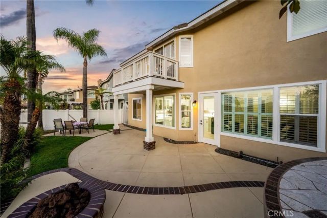 35 Hollyleaf, Aliso Viejo, CA 92656