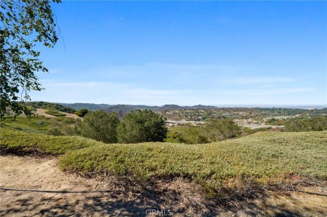 35 Hollyleaf, Aliso Viejo, CA 92656