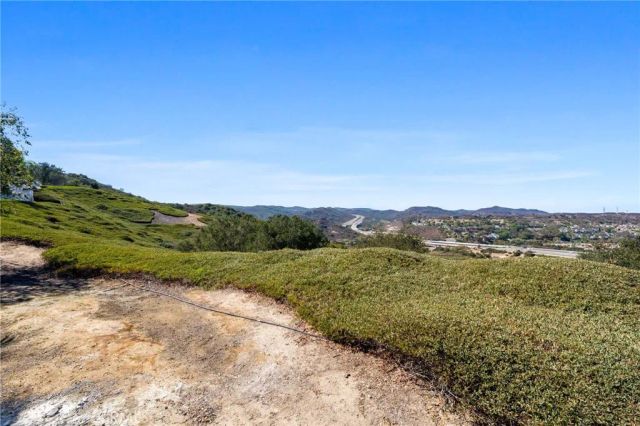 35 Hollyleaf, Aliso Viejo, CA 92656