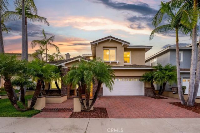 35 Hollyleaf, Aliso Viejo, CA 92656