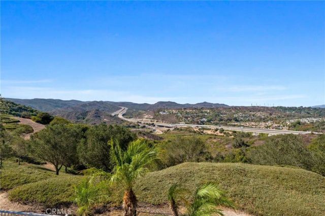 35 Hollyleaf, Aliso Viejo, CA 92656