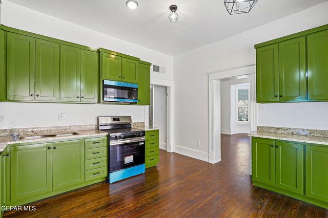 1207 N Kansas Street, El Paso, TX 79902