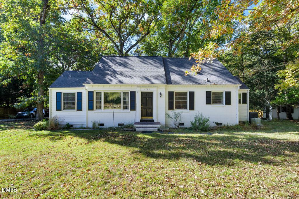 1203 Hillsborough Road, Chapel Hill, NC 27516
