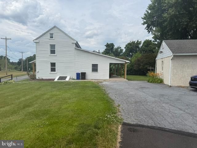 951 OLD SWEDE RD, Douglassville, PA 19518