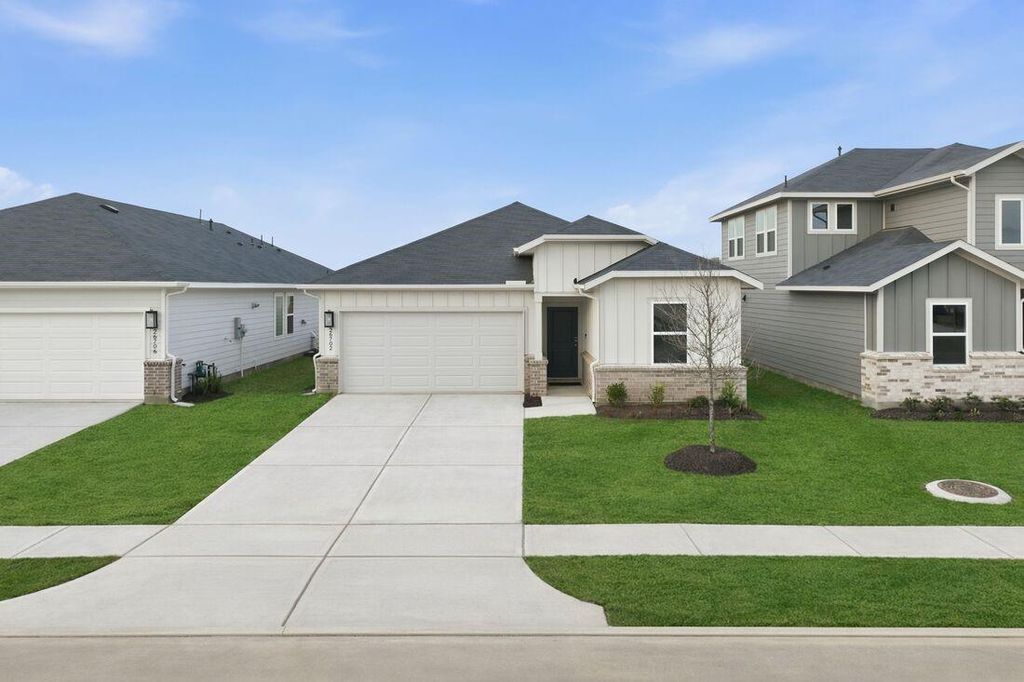 26702 Plain Glee Street, Hockley, TX 77447