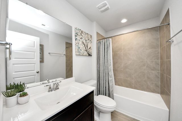 6806 Amber Cliff Lane, Richmond, TX 77469