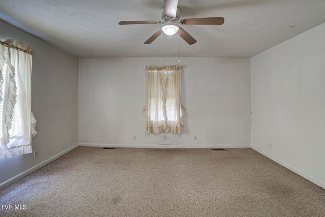 1820 Frank Roberts Road, Afton, TN 37616