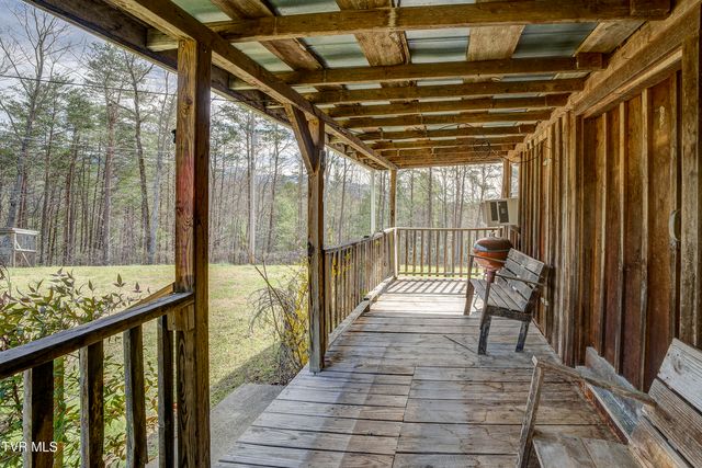 1820 Frank Roberts Road, Afton, TN 37616