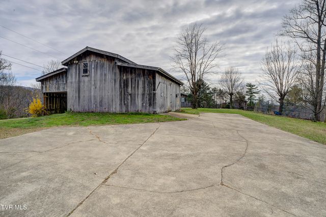 1820 Frank Roberts Road, Afton, TN 37616