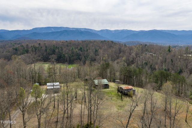 1820 Frank Roberts Road, Afton, TN 37616