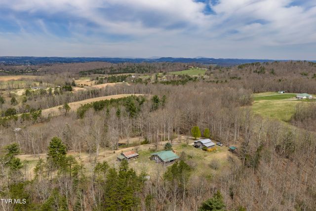 1820 Frank Roberts Road, Afton, TN 37616