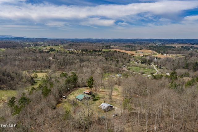 1820 Frank Roberts Road, Afton, TN 37616