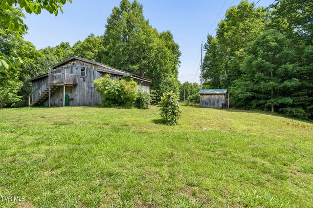 1820 Frank Roberts Road, Afton, TN 37616