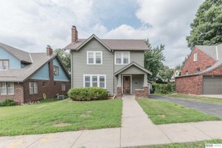 5628 Pierce Street, Omaha, NE 68106