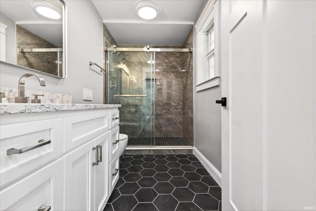 633 S Ravencrest Avenue, Bloomington, IN 47401