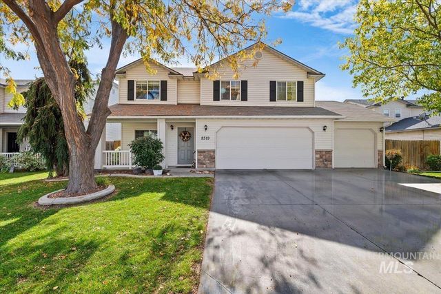 2319 W Lake Pointe Ct, Nampa, ID 83651 property photo