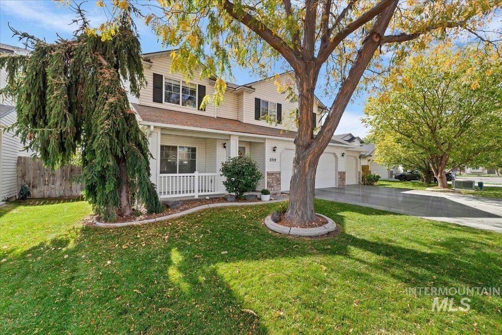 2319 W Lake Pointe Ct, Nampa, ID 83651 photo 4