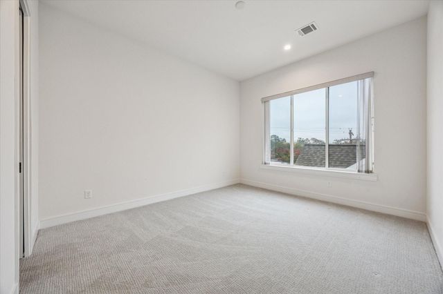 1659 Bingle Road, Houston, TX 77055