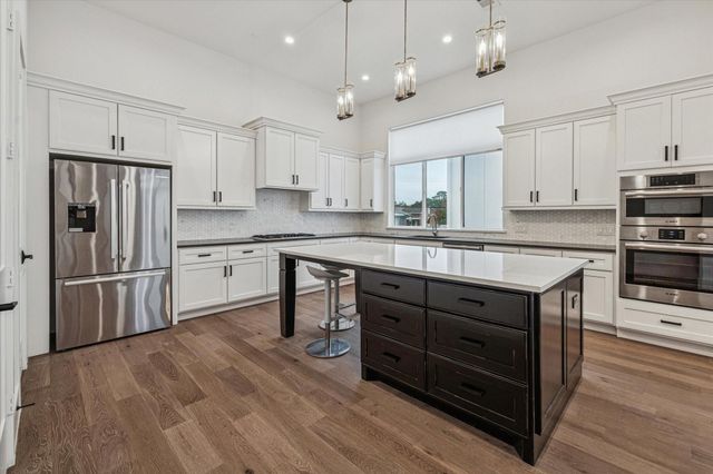 1659 Bingle Road, Houston, TX 77055