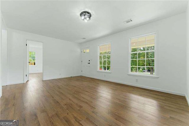 213 Wilbanks Circle, Dallas, GA 30132