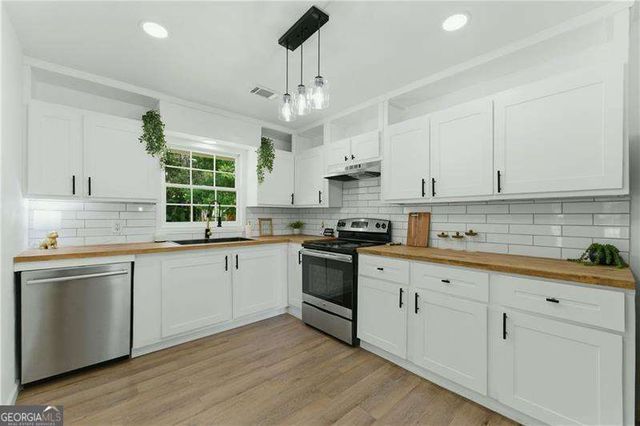 213 Wilbanks Circle, Dallas, GA 30132