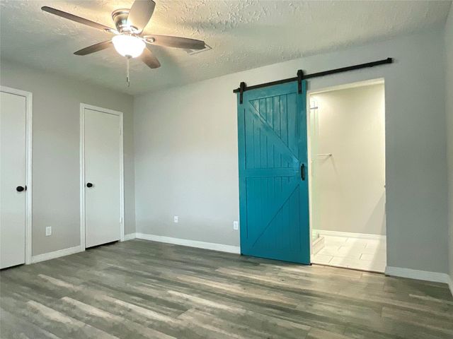 518 Barrow Downs Way, Houston, TX 77034