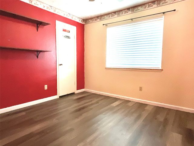 518 Barrow Downs Way, Houston, TX 77034