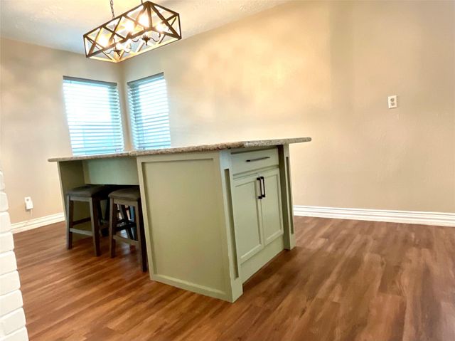 518 Barrow Downs Way, Houston, TX 77034