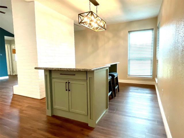 518 Barrow Downs Way, Houston, TX 77034