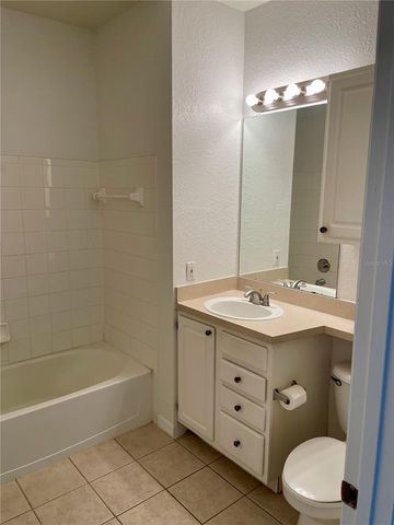 1225 LAKE SHADOW CIRCLE 14305, Maitland, FL 32751