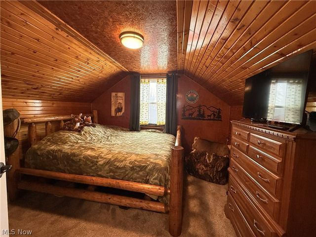 7184 State Route 43, Bergholz, OH 43908