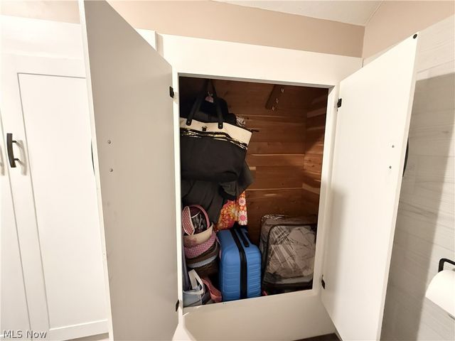 7184 State Route 43, Bergholz, OH 43908