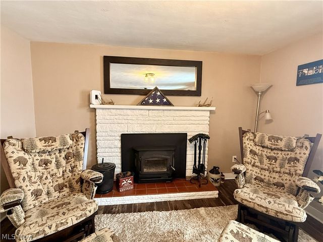 7184 State Route 43, Bergholz, OH 43908