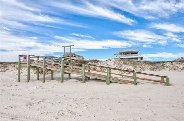 7538 La Concha Blvd, Port Aransas, TX 78373