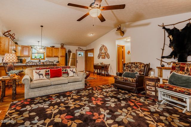 3386 Rocky Ridge Road, Cosby, TN 37722