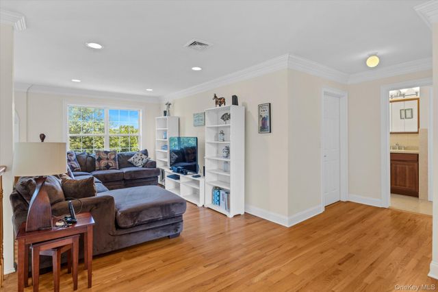 723 Doctors Path Estates, Riverhead, NY 11901