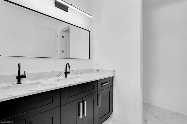 172 Pembroke ST, Lehigh Acres, FL 33974