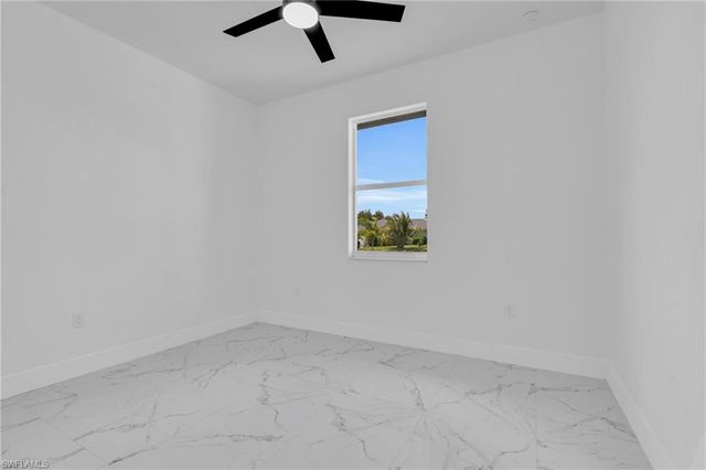 172 Pembroke ST, Lehigh Acres, FL 33974