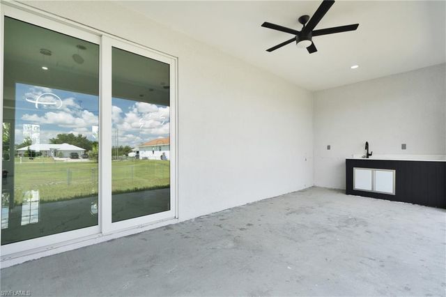 172 Pembroke ST, Lehigh Acres, FL 33974