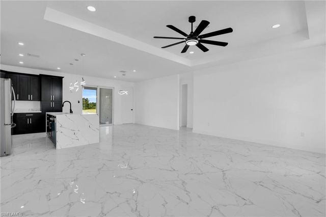 172 Pembroke ST, Lehigh Acres, FL 33974