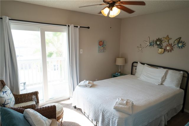 14802 Windward Dr 227, Corpus Christi, TX 78418