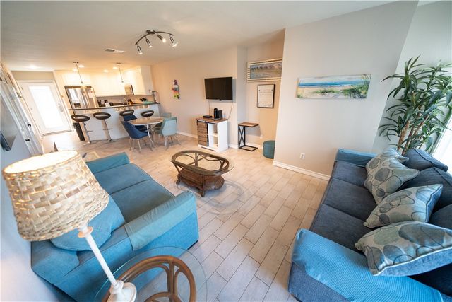 14802 Windward Dr 227, Corpus Christi, TX 78418