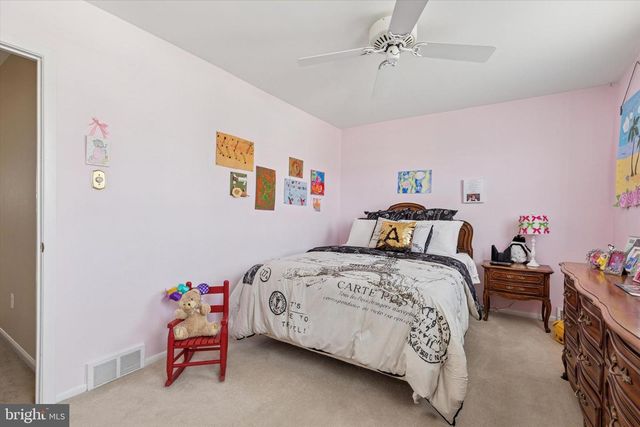 7406 HILL RD, Philadelphia, PA 19128