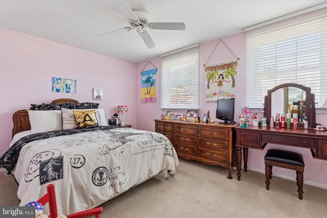 7406 HILL RD, Philadelphia, PA 19128