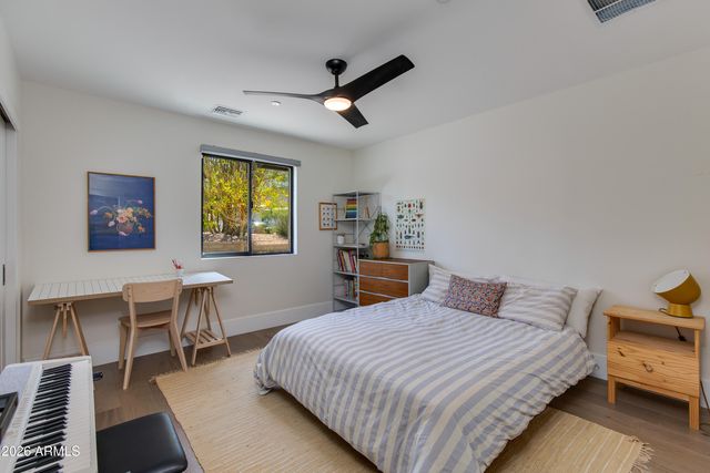 2022 E GARDENIA Avenue, Phoenix, AZ 85020