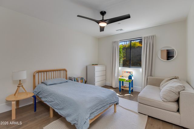 2022 E GARDENIA Avenue, Phoenix, AZ 85020