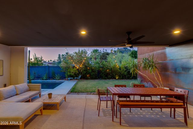 2022 E GARDENIA Avenue, Phoenix, AZ 85020