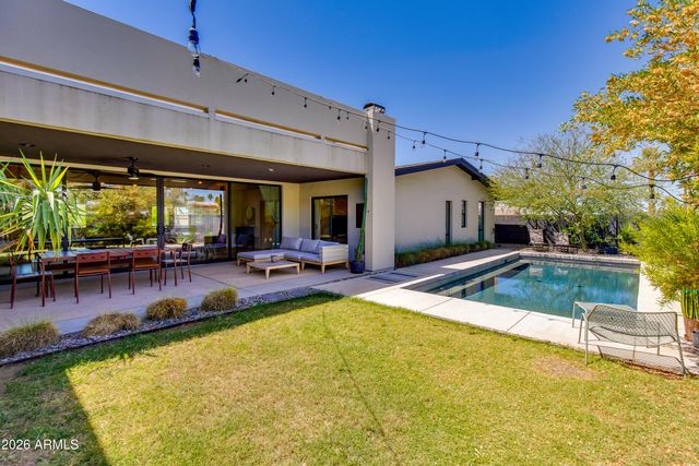 2022 E GARDENIA Avenue, Phoenix, AZ 85020