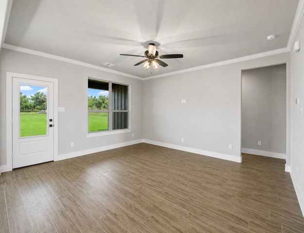 221 Jimmy Lane, Millsap, TX 76066